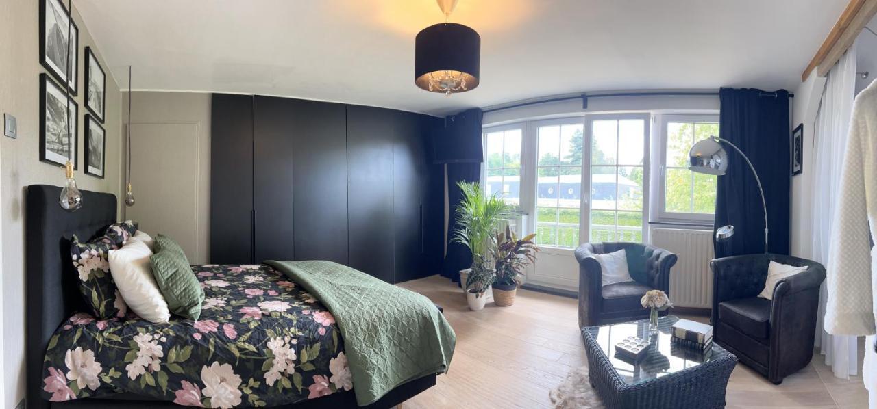 Bed & Bokes Aan De Maaskant Lanaken Exteriér fotografie